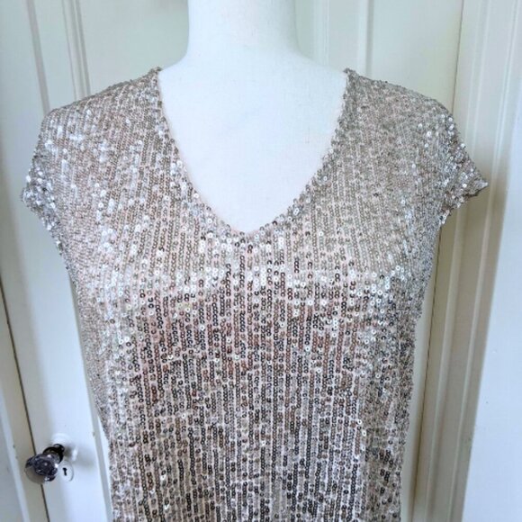 CECE Silver Sequin Cap Sleeve V-Neck Top Size M - Picture 3 of 12